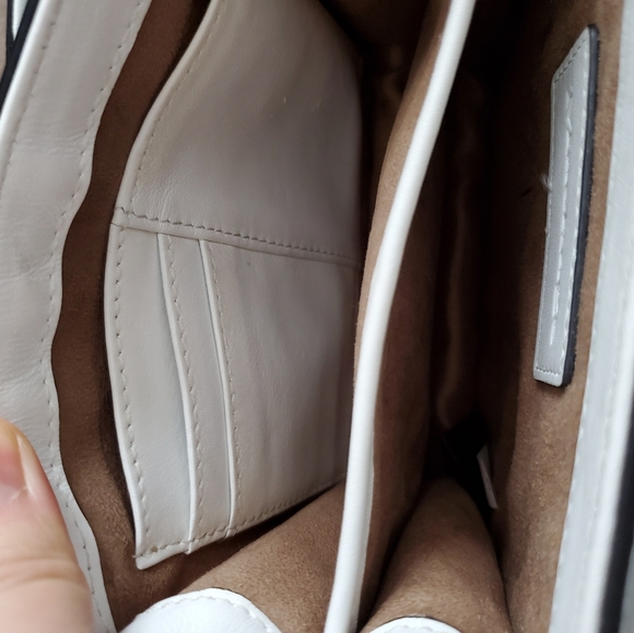 *SOLD* Mackage Leather Rubie Crossbody Bag - Picture 6 of 12